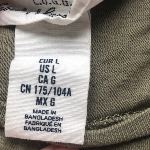 shirt - Picture 2 of 3